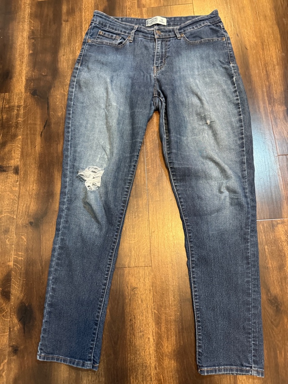 Signature by Levi Strauss Women's Skinny Jeans - Dark Blue Wash Size 10